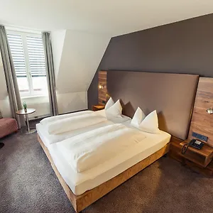 https://altstadthotel-kneitinger.com-bavaria.com